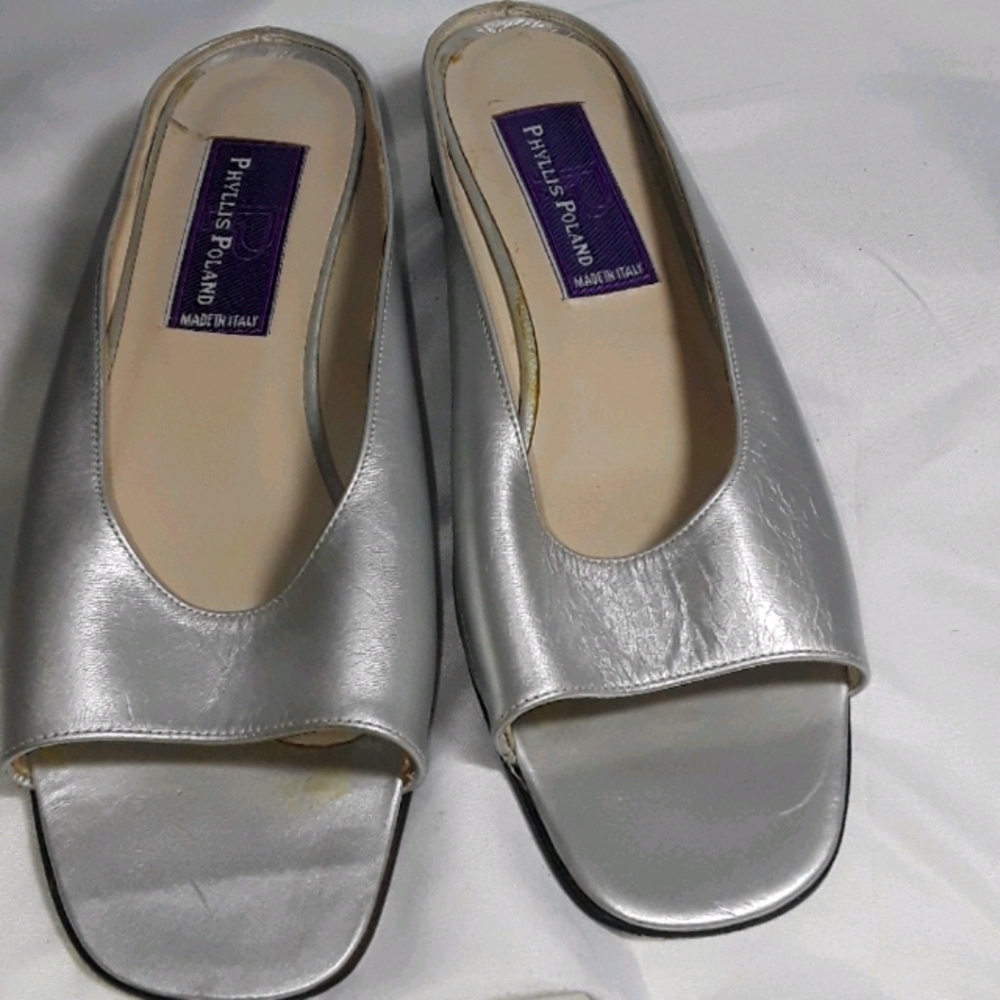 Vintage off shelf shoes